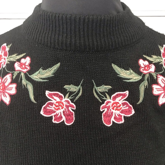 Wild Heart Flower Sweater Size L - Picture 2 of 3